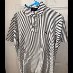 Black and white striped collar t shirt